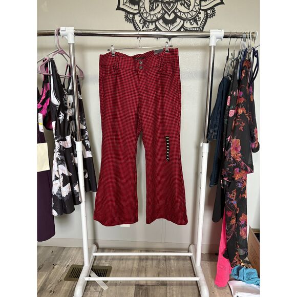 Torrid 18S Trouser A-Line Flare Ponte Pant red houndstooth - Picture 6 of 14